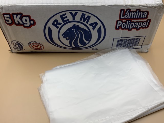 Lámina Cortada Polipapel c/5 kg. en Desechables Manolo 